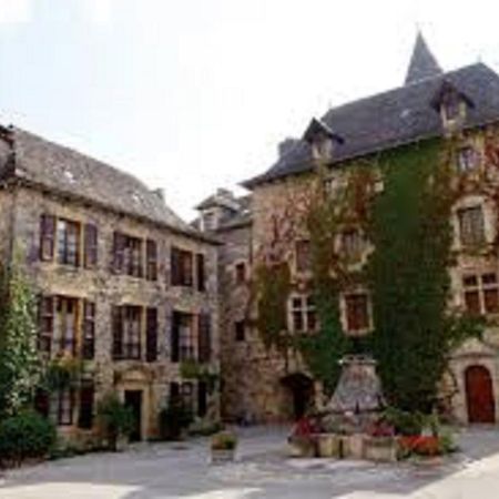 Hotel Bouloc Gabriac (Aveyron) Exterior photo