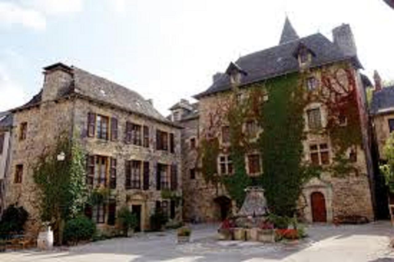 Hotel Bouloc Gabriac (Aveyron) Exterior photo